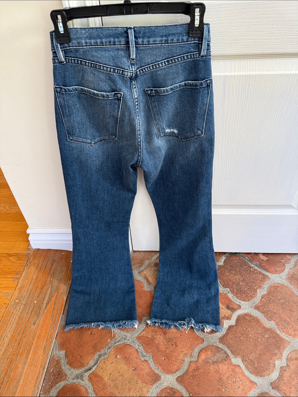 Frame Denim Mid Wash Jeans - Picture 3 of 4